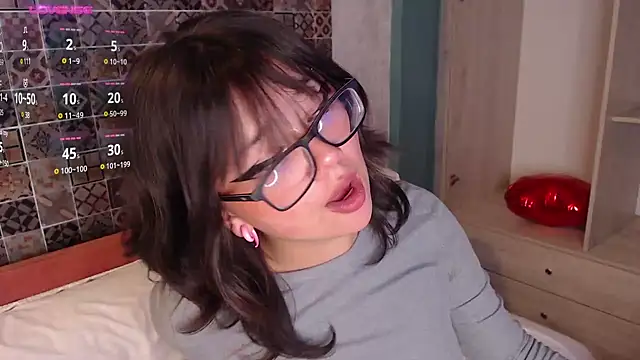 missy taylor  online show from January 31, 2:49 pm