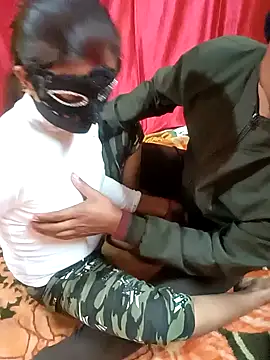 Snapshot of GF_nd_BF_ chatting on January 19, 3:53 pm GF nd BF online show from January 19, 3:53 pm