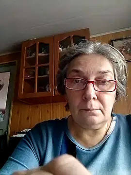 Snapshot of IrinaSweet54 chatting on December 12, 9:19 am IrinaSweet54 online show from December 12, 9:19 am