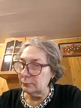 Snapshot of IrinaSweet54 chatting on December 15, 7:35 am IrinaSweet54 online show from December 15, 7:35 am