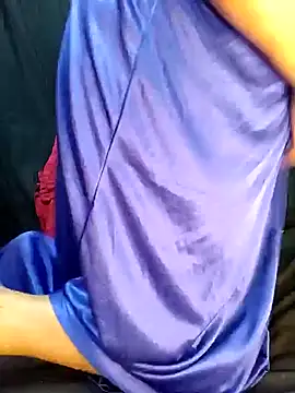 Snapshot of boobooboudi chatting on January 2, 2:24 pm boobooboudi online show from January 2, 2:24 pm