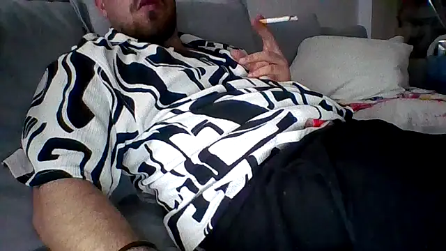 Snapshot of bobotatto chatting on April 24, 11:40 pm bobotatto online show from April 24, 11:40 pm