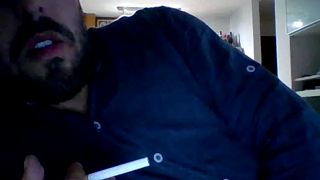 Snapshot of bobotatto chatting on May 2, 1:54 am bobotatto online show from May 2, 1:54 am