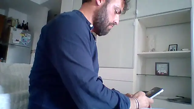 Snapshot of bobotatto chatting on May 21, 5:42 pm bobotatto online show from May 21, 5:42 pm
