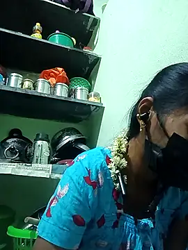 anusiya01 online show from February 8, 4:36 pm