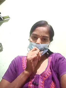 anusiya01 online show from November 17, 4:57 pm