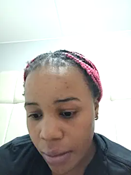 Snapshot of cattallinna98 chatting on November 20, 9:03 pm cattallinna98 online show from November 20, 9:03 pm