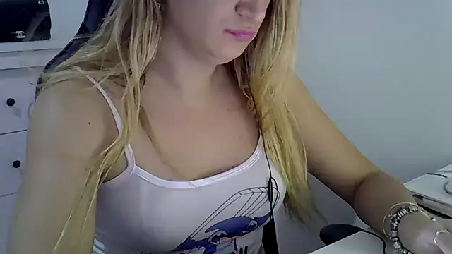 luizacandy online show from December 22, 2:19 am