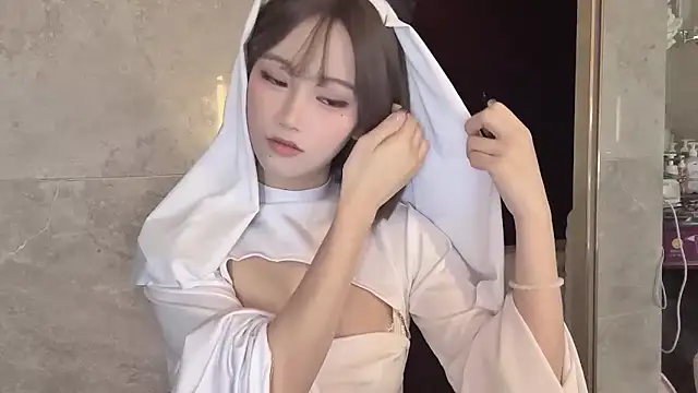 -XunMengLong- online show from November 28, 4:53 pm