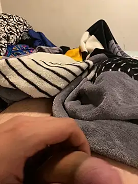 thums909 online show from December 5, 5:49 am