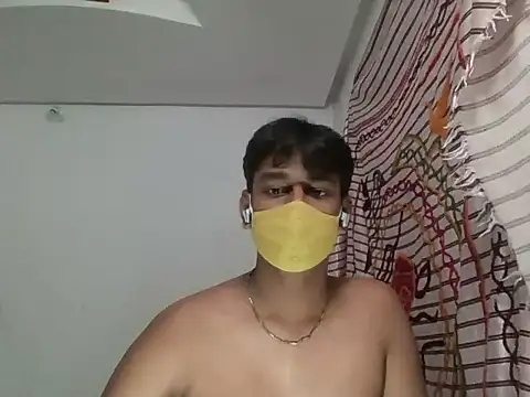 brownguy1234 online show from December 16, 5:43 pm