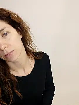 YourSuperModel online show from December 18, 5:24 am