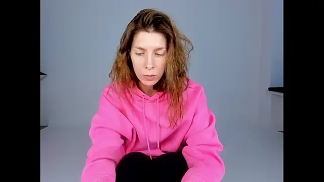 YourSuperModel online show from April 28, 3:17 pm