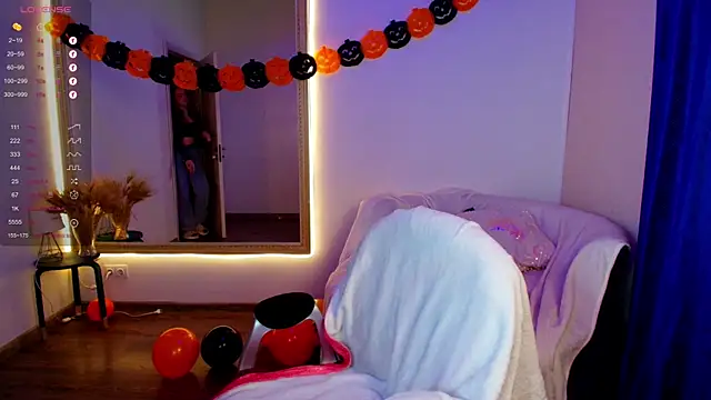 Snapshot of an6elica chatting on October 29, 2:36 am an6elica online show from October 29, 2:36 am