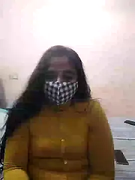 DIZZLING DIVA online show from December 18, 8:25 pm