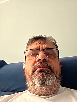 axecoman60 online show from March 8, 7:12 am