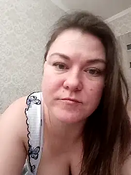 Snapshot of LunikaLunaX chatting on March 5, 11:50 am LunikaLunaX online show from March 5, 11:50 am