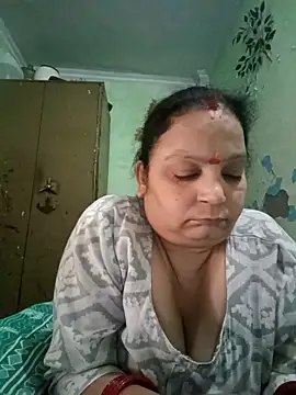 Kavya kapoor online show from October 29, 8:38 am