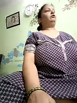Kavya kapoor online show from July 31, 4:28 pm