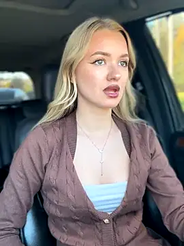 Devill Angel  online show from October 17, 11:13 am