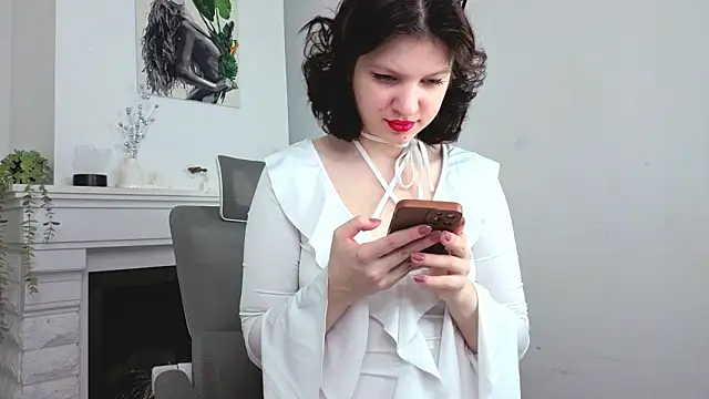 Baby Evalena online show from March 8, 5:11 am