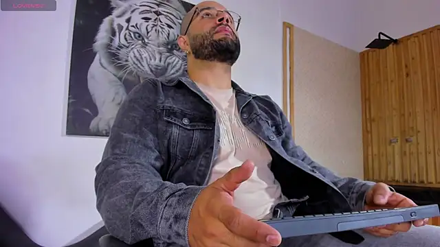 Luke  09 online show from September 12, 11:43 am