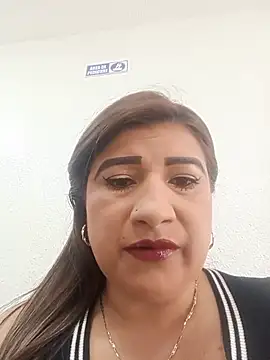 Hannahcandyy online show from June 9, 4:51 pm