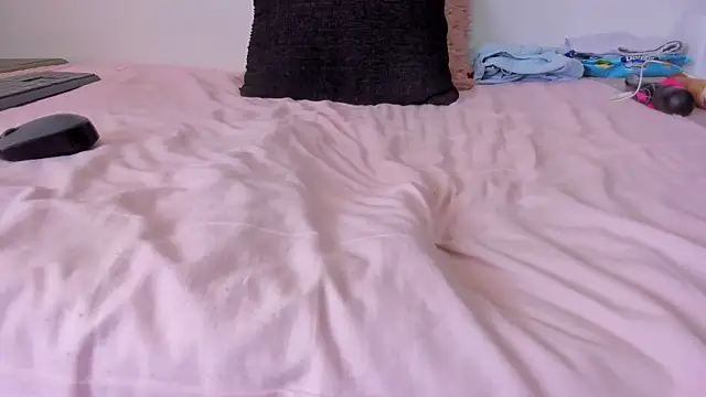 Snapshot of kahta_ardiente_sex chatting on November 6, 2:18 pm kahta ardiente sex online show from November 6, 2:18 pm