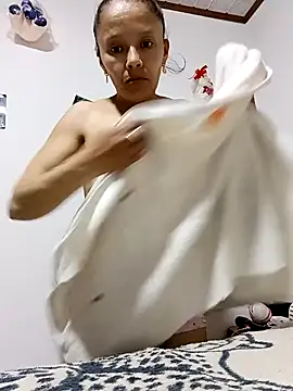 Snapshot of kahta_ardiente_sex chatting on November 24, 9:25 pm kahta ardiente sex online show from November 24, 9:25 pm