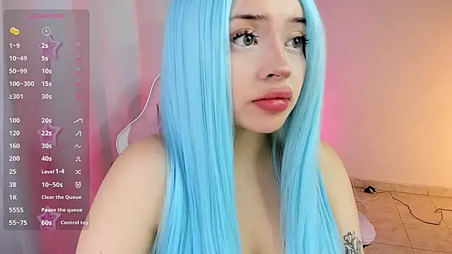 Snapshot of Kendall_Bunnyy chatting on June 13, 8:29 pm Kendall Bunnyy online show from June 13, 8:29 pm