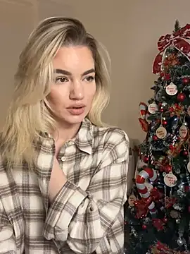 Heidi11 online show from December 22, 2:38 pm