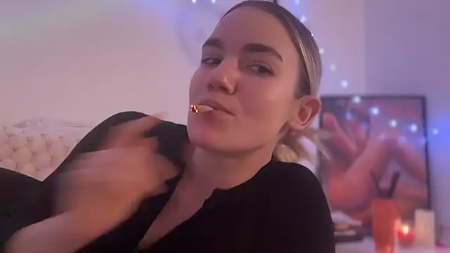 Heidi11 online show from January 17, 10:23 pm