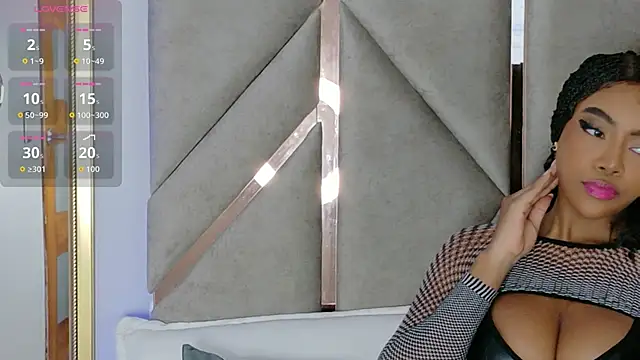 Snapshot of Lola_King chatting on October 24, 11:23 pm Lola King online show from October 24, 11:23 pm