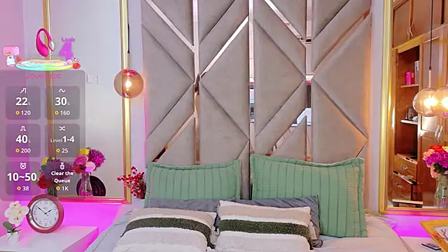 Snapshot of Lola_King chatting on November 22, 4:55 am Lola King online show from November 22, 4:55 am