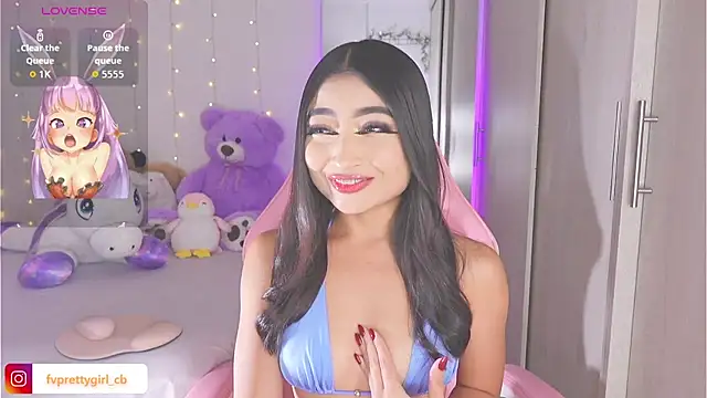 Snapshot of urfavprettygirl chatting on October 11, 8:02 am urfavprettygirl online show from October 11, 8:02 am