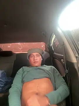 ZMalco2Hend8 online show from March 14, 5:18 pm