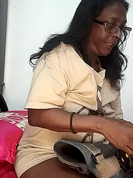 mamakarma1403 online show from September 9, 1:38 am