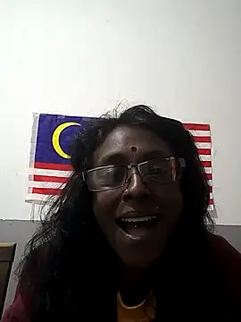 mamakarma1403 online show from October 25, 4:13 pm