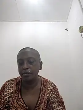 Snapshot of mamakarma1403 chatting on May 24, 2:38 am mamakarma1403 online show from May 24, 2:38 am