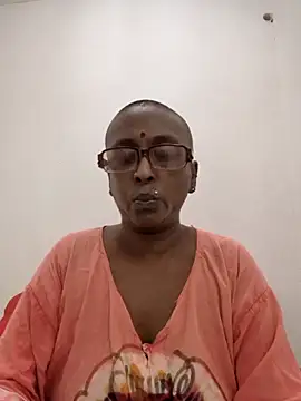 mamakarma1403 online show from June 14, 3:36 pm