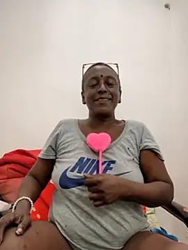 mamakarma1403 online show from July 29, 2:37 pm