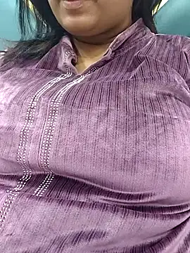 Snapshot of MONICA-LOVE chatting on November 19, 4:29 pm MONICA-LOVE online show from November 19, 4:29 pm