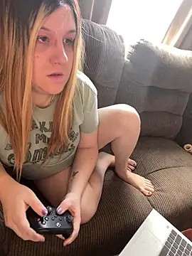 PuckBunny17 online show from January 7, 4:37 pm