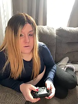 PuckBunny17 online show from February 11, 9:03 pm