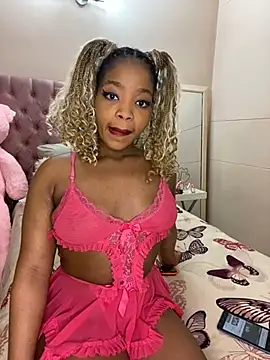 Snapshot of ItsLeyaa chatting on January 8, 11:19 pm ItsLeyaa online show from January 8, 11:19 pm