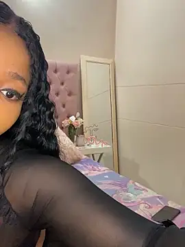 Snapshot of ItsLeyaa chatting on January 17, 8:00 pm ItsLeyaa online show from January 17, 8:00 pm