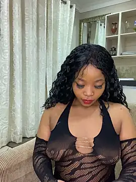 Snapshot of ItsLeyaa chatting on January 21, 9:15 pm ItsLeyaa online show from January 21, 9:15 pm