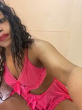 Snapshot of ItsLeyaa chatting on March 2, 2:10 pm ItsLeyaa online show from March 2, 2:10 pm