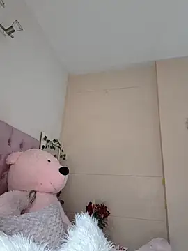 Snapshot of ItsLeyaa chatting on October 24, 11:56 pm ItsLeyaa online show from October 24, 11:56 pm