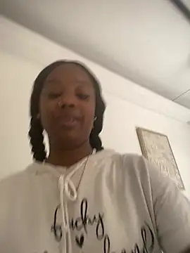 Snapshot of ebony_beckyy chatting on March 15, 1:40 pm ebony beckyy online show from March 15, 1:40 pm